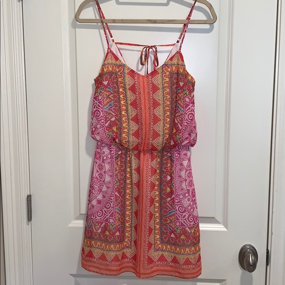 New! Bisou Bisou Dress - Picture 1 of 4